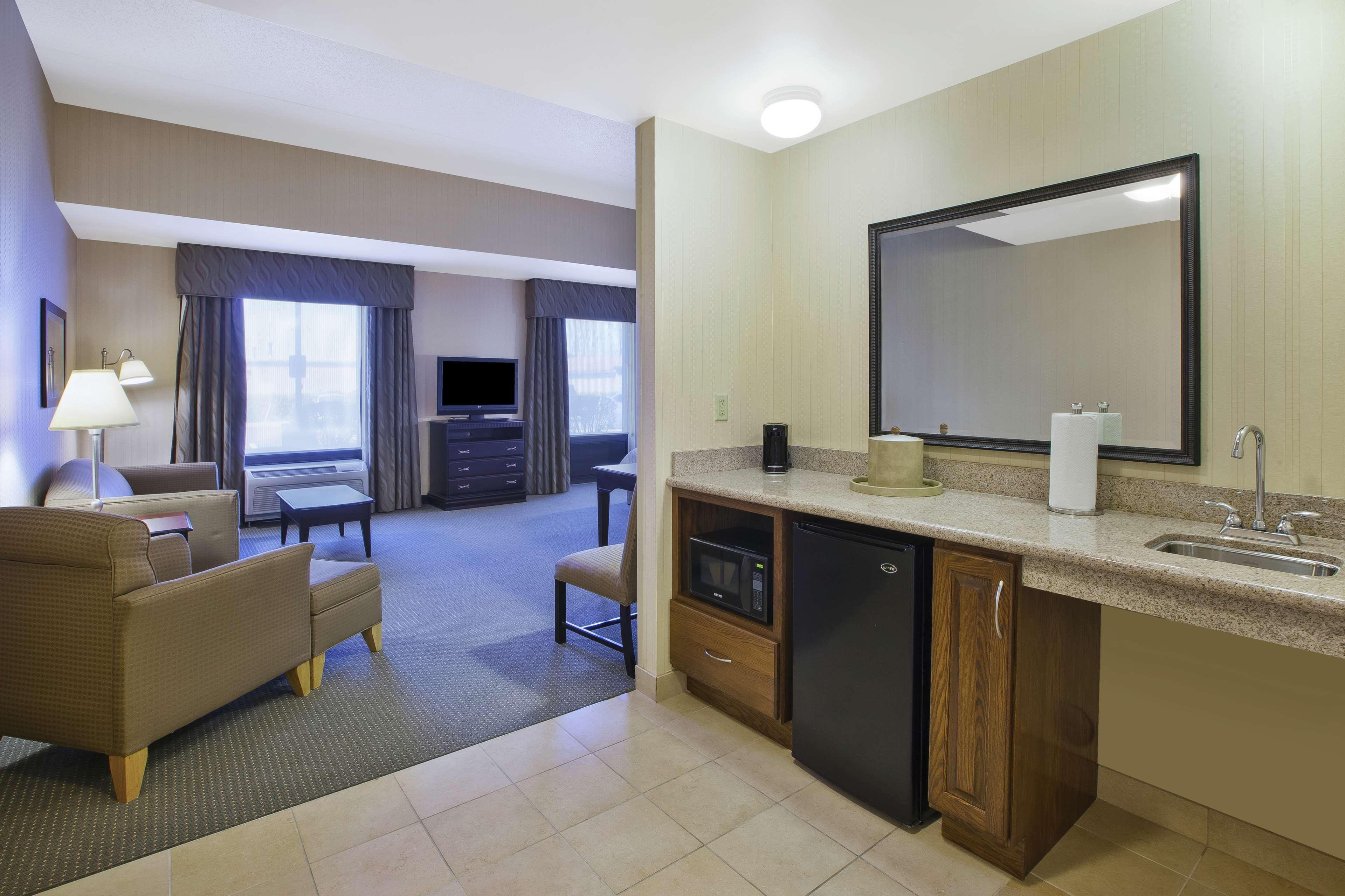 Hampton Inn & Suites Plattsburgh Exteriör bild