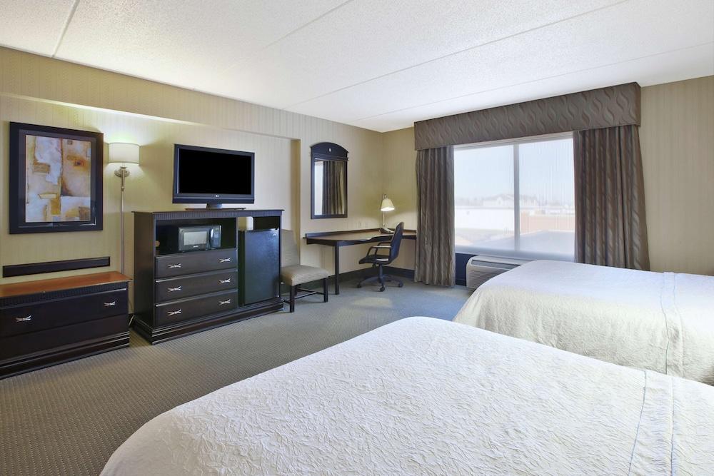 Hampton Inn & Suites Plattsburgh Exteriör bild