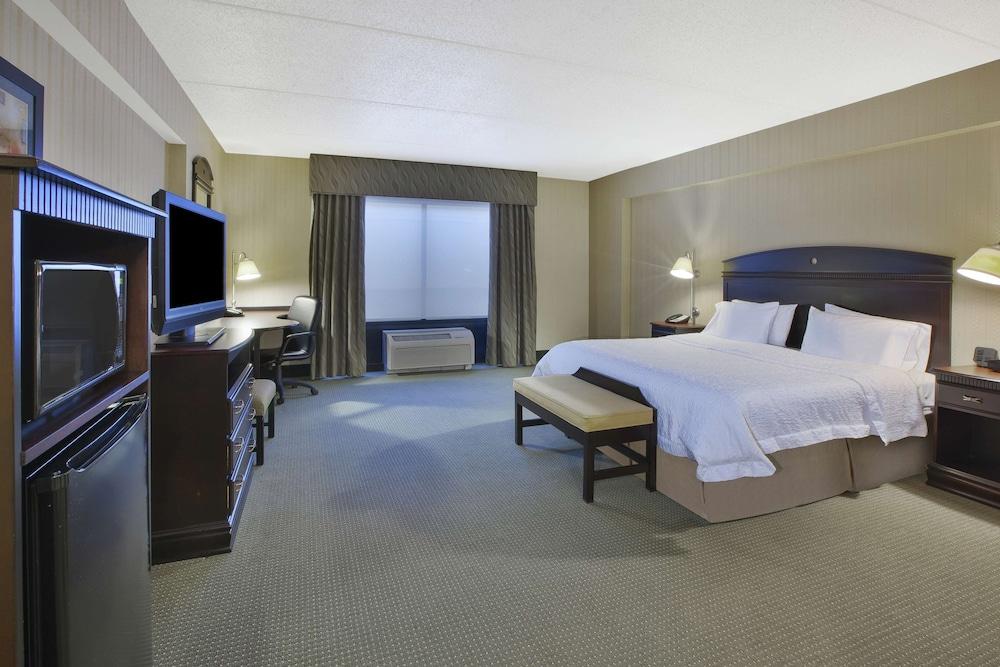 Hampton Inn & Suites Plattsburgh Exteriör bild