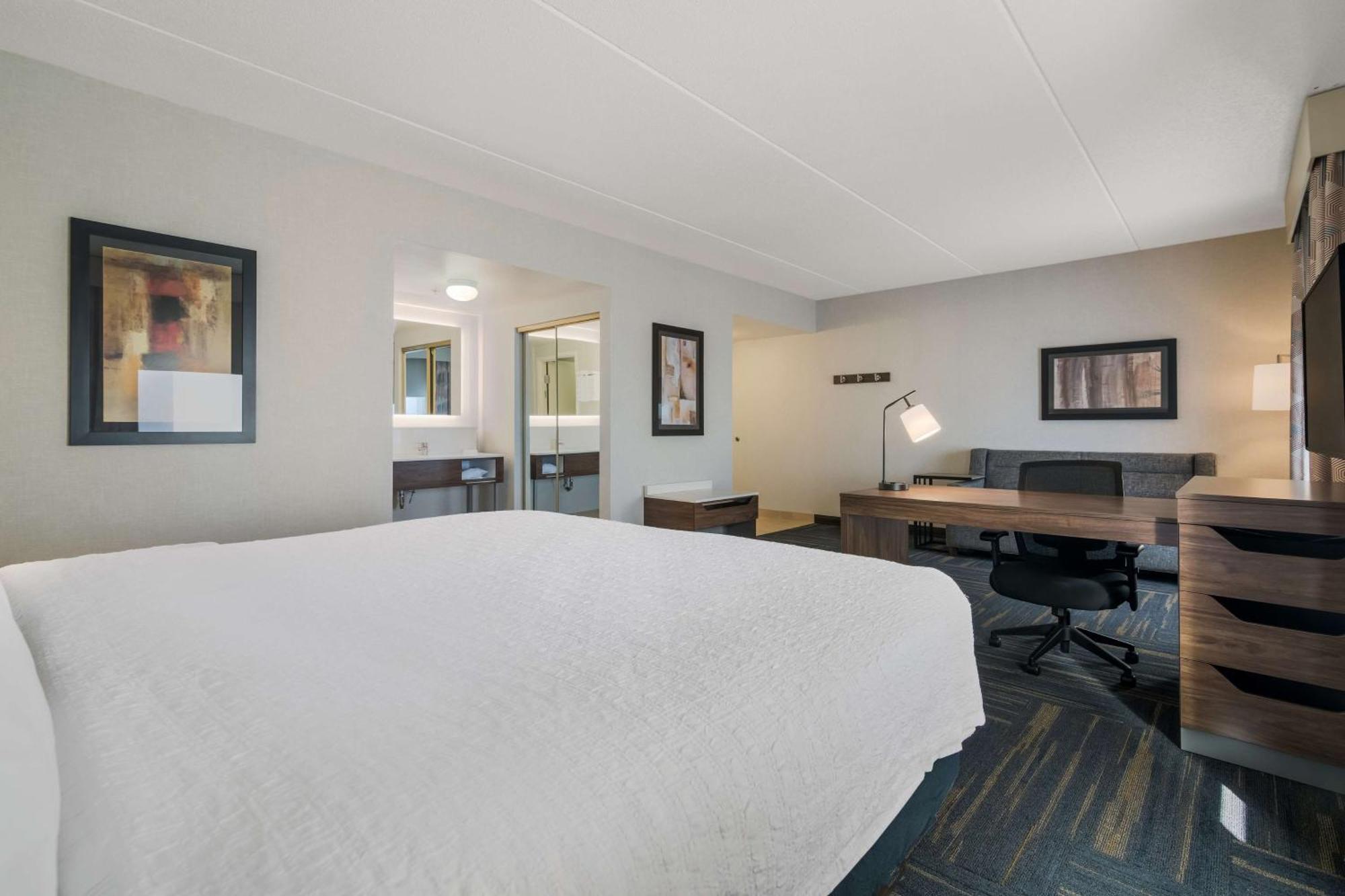 Hampton Inn & Suites Plattsburgh Exteriör bild