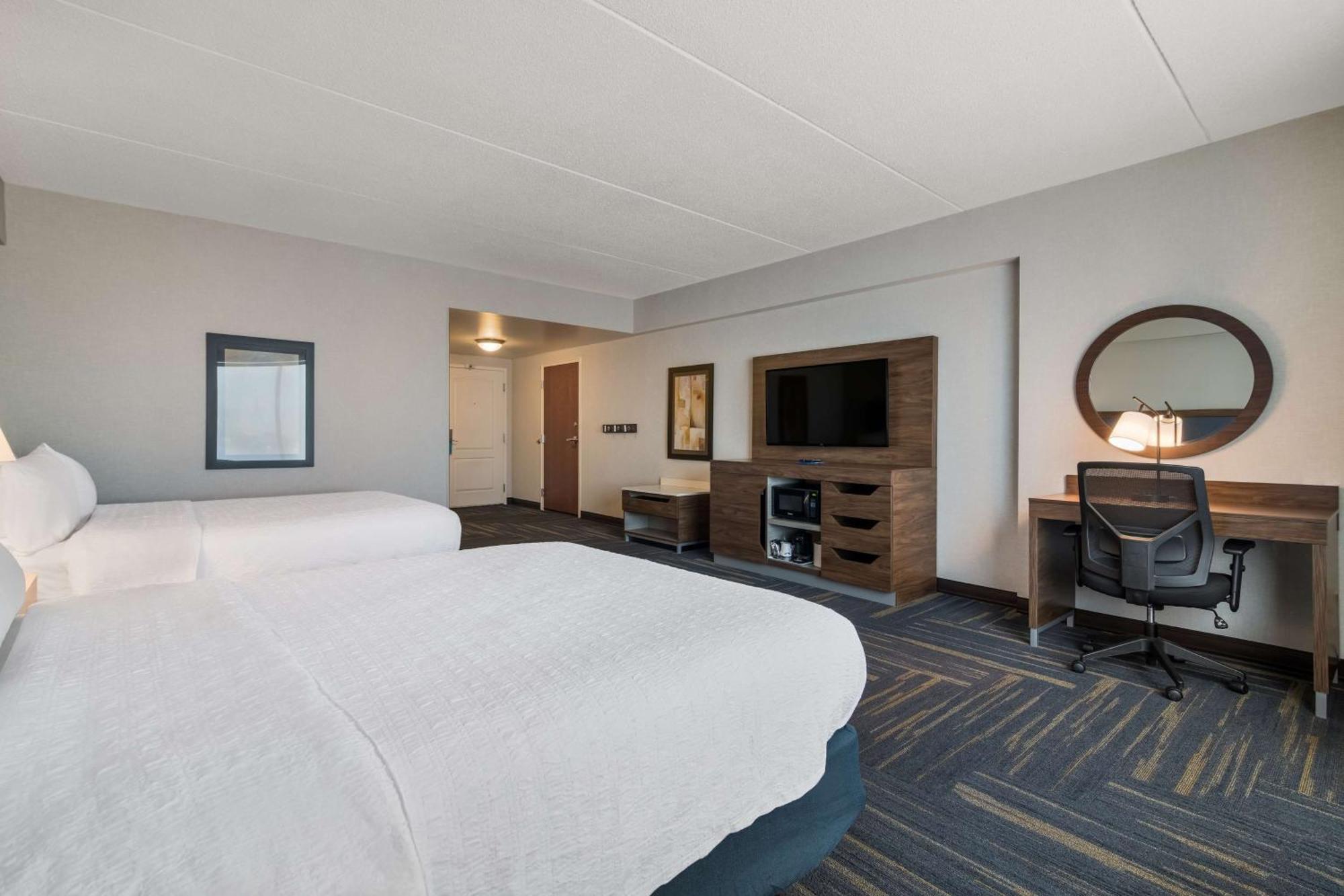 Hampton Inn & Suites Plattsburgh Exteriör bild
