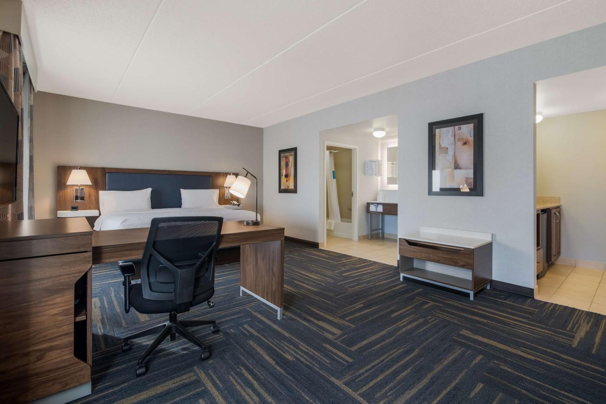 Hampton Inn & Suites Plattsburgh Exteriör bild