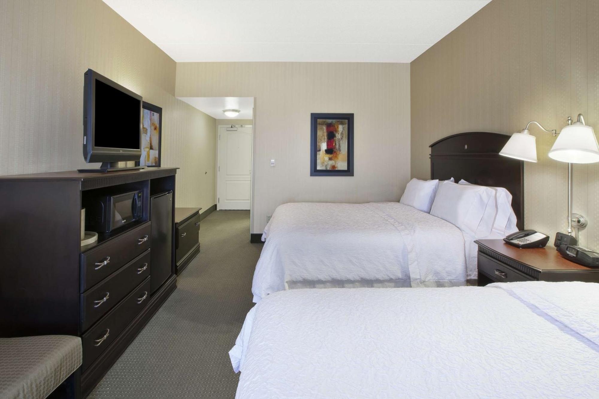 Hampton Inn & Suites Plattsburgh Exteriör bild
