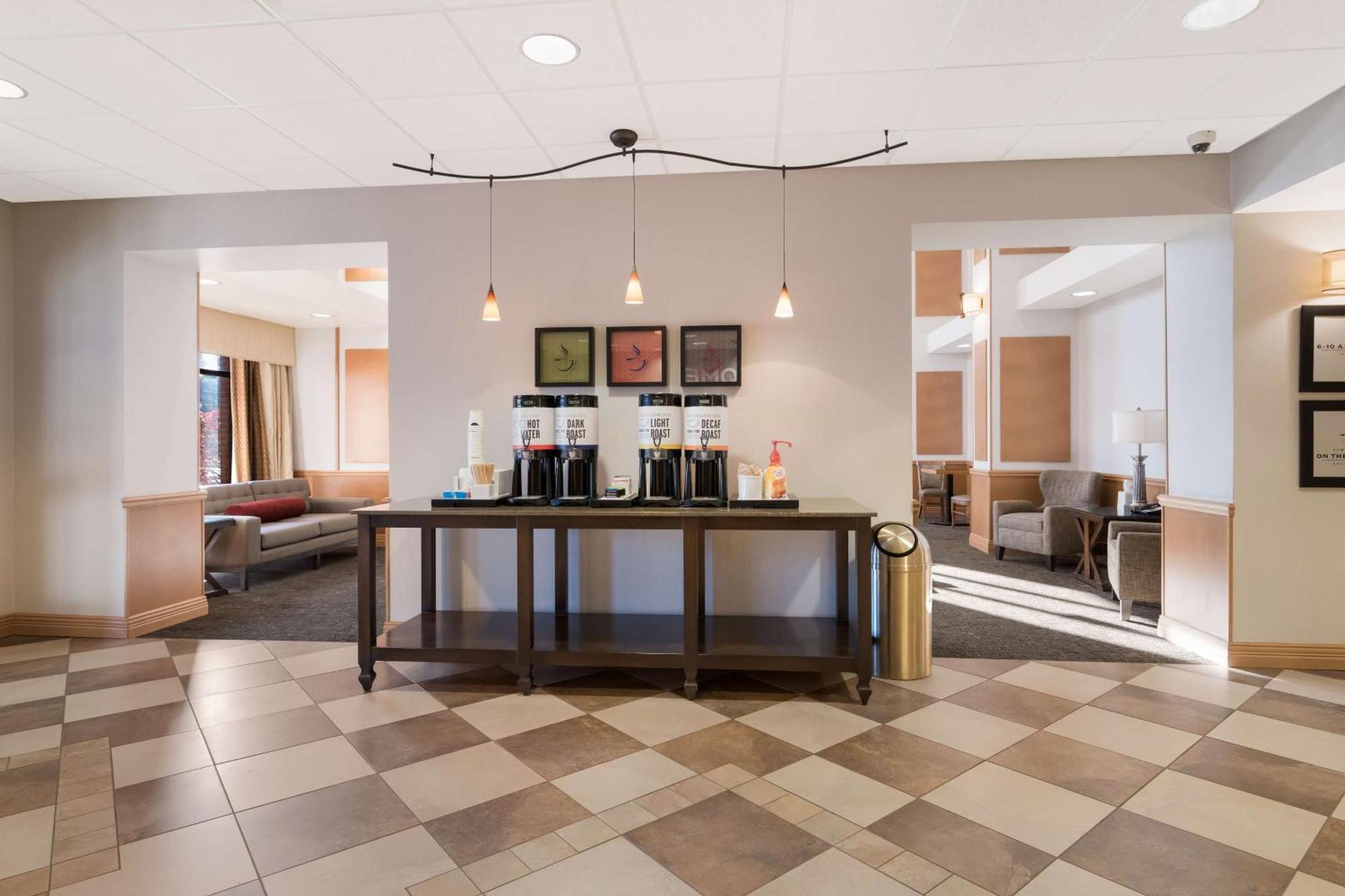Hampton Inn & Suites Plattsburgh Exteriör bild